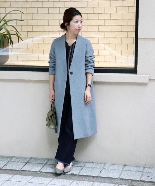 le.coeur blanc(ルクールブラン)の「ソフトダブルクロスVノーカラーコート(その他アウター・レディース・ブラック/グレー/グレイッシュベージュ・36/38)」の6枚目の写真