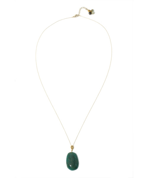 BEARDSLEY（ビアズリー）の「バリアスアマゾンロングネックレス（ネックレス・レディース・ゴールド・FREE）」の2枚目の写真