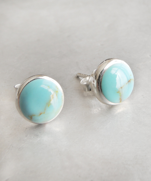 TONE SELECT GOODS（トーンセレクトグッズ）の「【925 SILVER ACC】ラウンドストーンピアスSV925(OG)（ピアス（両耳用）・レディース・ブルー系その他/その他/ブルー系その他2/レッド/ブラック/その他1/ブルー・FREE）」の4枚目の写真