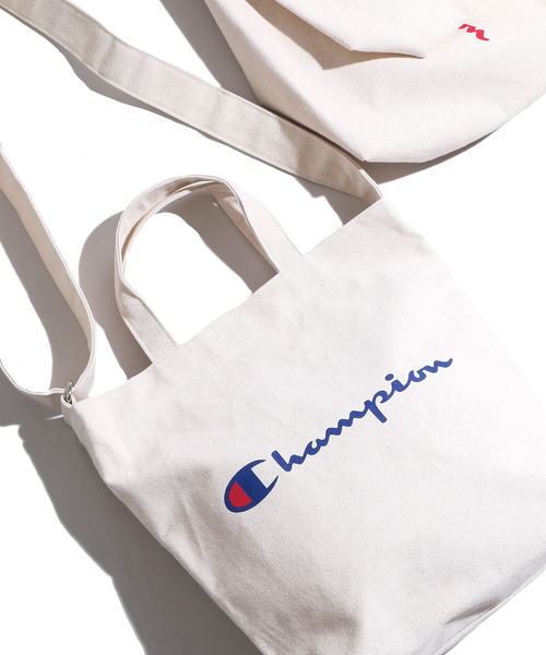 Champion（チャンピオン）の「∴WEGO/Champion 別注2WAYショルダーバッグ（ショルダーバッグ・メンズ・ホワイト/ピンク/マスタード/グリーン/ブラック/レッド・FREE）」の2枚目の写真