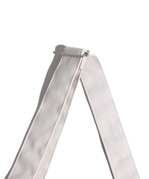 Champion（チャンピオン）の「∴WEGO/Champion 別注2WAYショルダーバッグ（ショルダーバッグ・メンズ・ホワイト/ピンク/マスタード/グリーン/ブラック/レッド・FREE）」の14枚目の写真