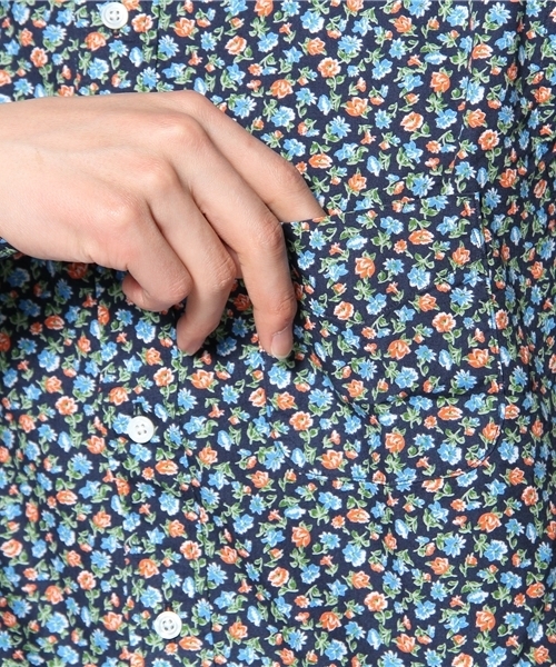 BEAUTY&YOUTH UNITED ARROWS（ビューティーアンドユースユナイテッドアローズ）の「BY フラワープリント スリム ボタンダウンシャツ（Slim）◆§5　（シャツ/ブラウス・メンズ・マスタード/ネイビー・X-SMALL/SMALL/MEDIUM/LARGE/X-LARGE）」の8枚目の写真