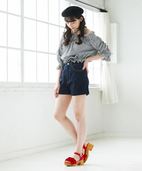 WEGO(ウィゴー)の「WEGO/デイリーハイウエストショーツ(デニムパンツ・レディース・インディゴブルー/ダークインディゴブルー/ライトインディゴブルー・SMALL/MEDIUM/LARGE)」の8枚目の写真