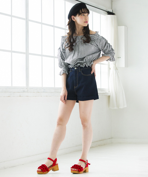 WEGO(ウィゴー)の「WEGO/デイリーハイウエストショーツ(デニムパンツ・レディース・インディゴブルー/ダークインディゴブルー/ライトインディゴブルー・SMALL/MEDIUM/LARGE)」の9枚目の写真