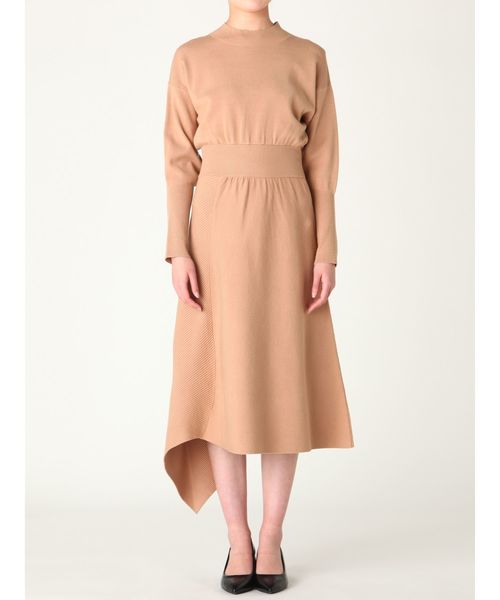 LAGUNAMOON（ラグナムーン）の「イレギュラーヘムニットワンピース（ワンピース・レディース・ブラック/ベージュ/イエロー/グリーン・SMALL/MEDIUM）」の6枚目の写真