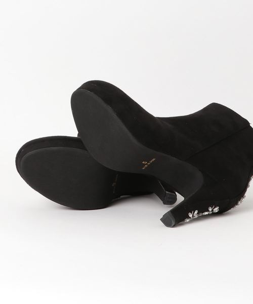 GeeRA(ジーラ)の「ヒールビジューデザインショートブーツ(ブーツ・レディース・ブラック/ベージュ・SMALL/MEDIUM/LARGE/X-LARGE)」の4枚目の写真