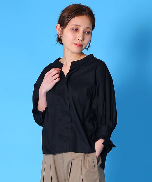 Kelen(ケレン)の「「KELEN / ケレン」 ペプラムスキッパーブラウス"Dear"(シャツ/ブラウス・レディース・ピンクベージュ/ブラック/オフホワイト/サックスブルー・M/S)」の3枚目の写真