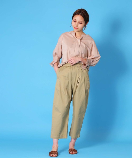 Kelen(ケレン)の「「KELEN / ケレン」 ペプラムスキッパーブラウス"Dear"(シャツ/ブラウス・レディース・ピンクベージュ/ブラック/オフホワイト/サックスブルー・M/S)」の22枚目の写真