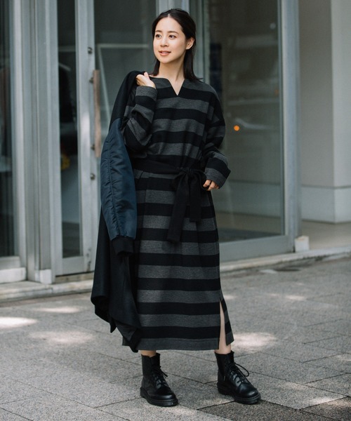 Munich(ミューニック)の「ストレッチポンチ ベルト付きワンピース(ワンピース・レディース・ブラック/チャコールグレー×ブラック/カーキ/キャメル・FREE)」の1枚目の写真