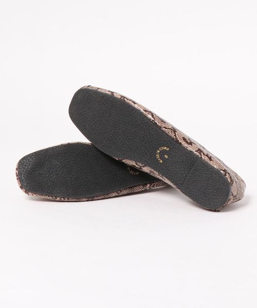 KOBE LETTUCE（コウベレタス）の「インナーファースクエアトゥ2wayバブーシュ（その他シューズ・レディース・ブラック/モカ/ブラウン系その他/ベージュ系その他/パイソン・LL/S/M/L）」の6枚目の写真