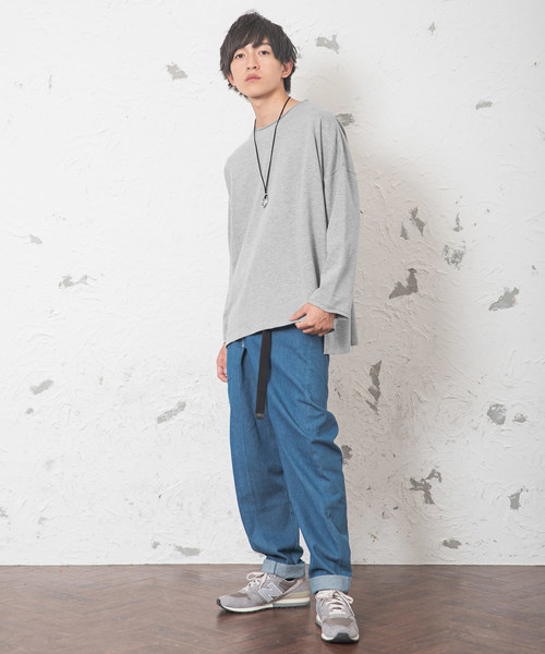 MinoriTY（マイノリティ）の「メンズビッグシルエットミニ裏毛トレーナー（スウェット・メンズ・ブラック/オフホワイト/ピンク/杢グレー・M/L）」の17枚目の写真