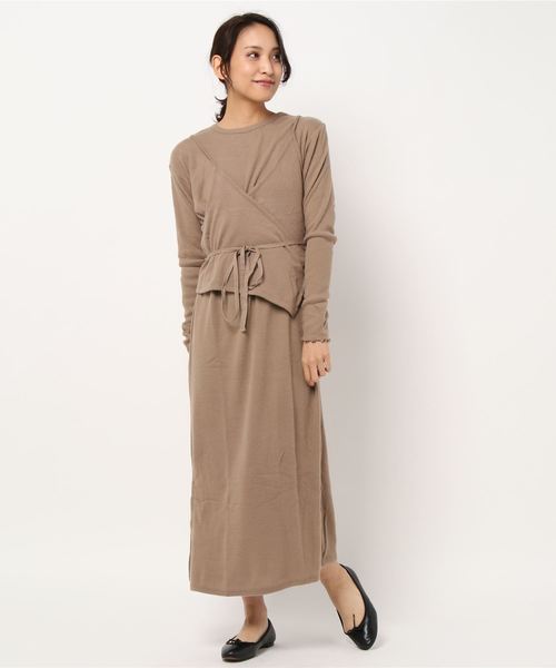 STYLEBLOCK（スタイルブロック）の「起毛フライスカシュクールレイヤードワンピース（ワンピース・レディース・ブラック/ベージュ/ブラウン/テラコッタ・M）」の4枚目の写真