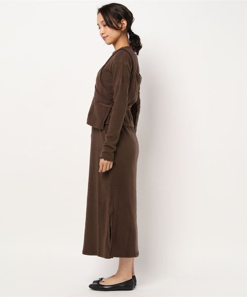 STYLEBLOCK（スタイルブロック）の「起毛フライスカシュクールレイヤードワンピース（ワンピース・レディース・ブラック/ベージュ/ブラウン/テラコッタ・M）」の5枚目の写真