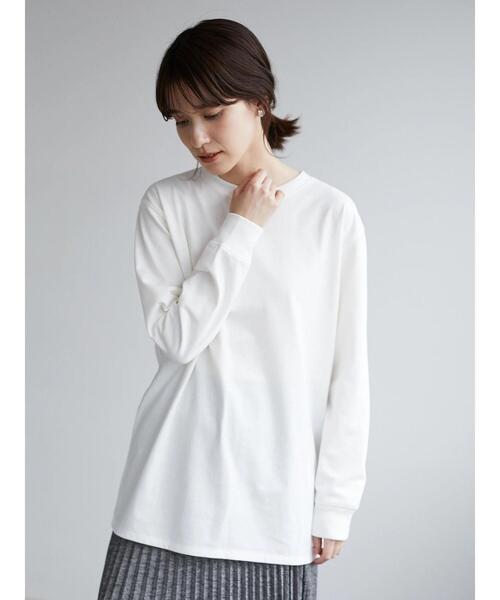 Green　Parks（グリーンパークス）の「ホワイトインナークルーネックストレート＊（Tシャツ/カットソー・レディース・オフホワイト・FREE）」の2枚目の写真