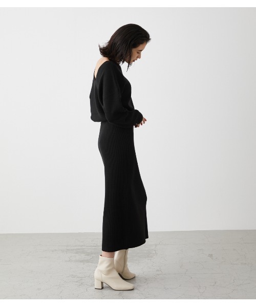 AZUL by moussy（アズールバイマウジー）の「2WAY RIB BLOUSING ONEPIECE/2WAYリブブラウジングワンピース（ワンピース・レディース・ボルドー/ライトベージュ/ブラック・MEDIUM/SMALL）」の11枚目の写真