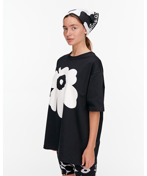 marimekko(マリメッコ)の「【kioski】 LOGO / ETEVA(ストール/ショール・レディース・ブラック・FREE)」の4枚目の写真