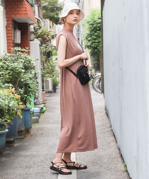 SENSE OF PLACE by URBAN RESEARCH（センスオブプレイスバイアーバンリサーチ）の「バックタックロングワンピース（ワンピース・レディース・ブラック/ライトブラウン/ベージュ/ピンク・ONE）」の14枚目の写真