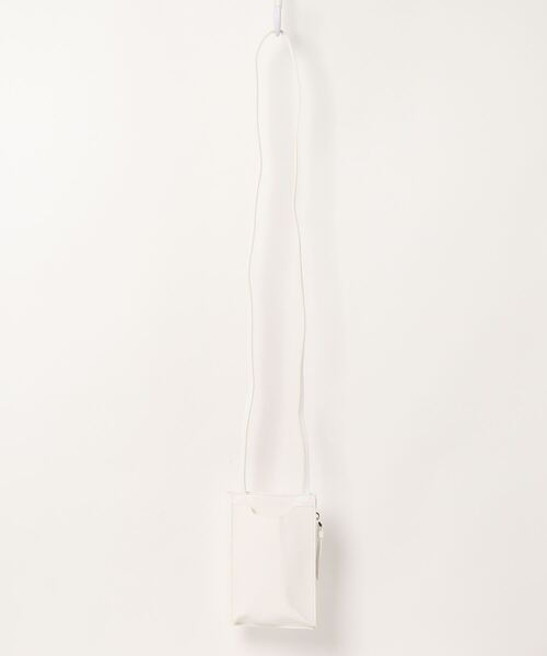 Te chichi（テチチ）の「モバイルポケ付ミニウォレットショルダー（ショルダーバッグ・レディース・イエロー/シルバー/オフホワイト/ブルー・ﾌﾘ-）」の2枚目の写真