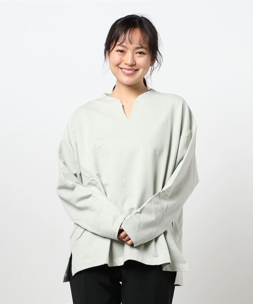 AMERICAN HOLIC（アメリカンホリック）の「スキッパーミニ裏毛カットプルオーバー（Tシャツ/カットソー・レディース・オフホワイト/ブルー/ミント/チャコールグレー/グレイッシュベージュ・L/M）」の9枚目の写真