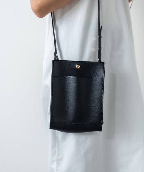 RASVOA(ラスボア)の「無地スクエアミニショルダーバッグ(ショルダーバッグ・レディース・グレー/ブラック/グレイッシュベージュ/グリーン・FREE)」の10枚目の写真