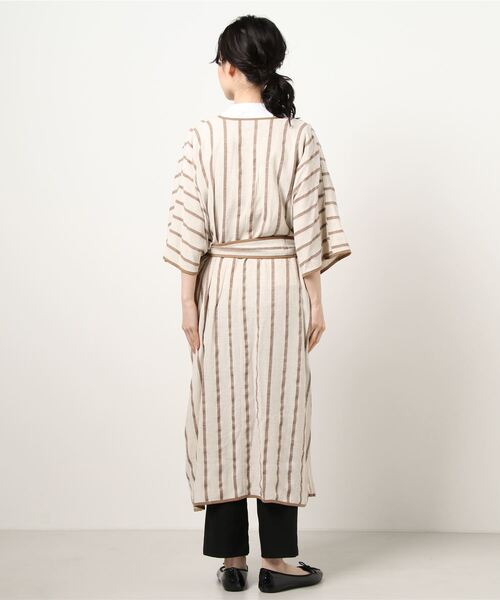 NICOLE CLUB(ニコル クラブ)の「【NICOLE CLUB】ドビーストライプパイピングガウン(その他アウター・レディース・ブラック/ベージュ・MEDIUM)」の5枚目の写真