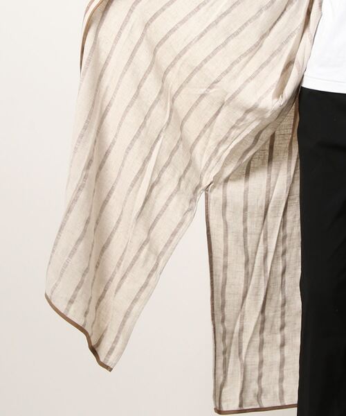 NICOLE CLUB(ニコル クラブ)の「【NICOLE CLUB】ドビーストライプパイピングガウン(その他アウター・レディース・ブラック/ベージュ・MEDIUM)」の4枚目の写真