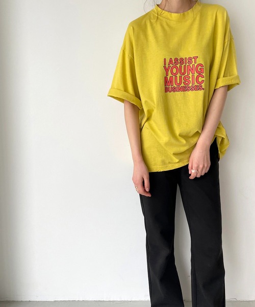 CANAL JEAN(キャナルジーン)の「via j(ヴィアジェイ) "YOUNG MUSIC"半袖Tシャツ(Tシャツ/カットソー・レディース・チャコールグレー/イエロー/アイボリー・ONE SIZE)」の3枚目の写真