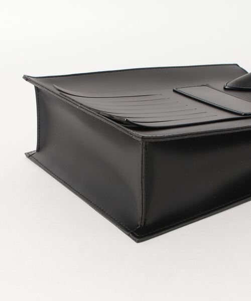 SOLPRESA(ソルプレーサ)の「SOLPRESA/ソルプレーサ/スクエアフリンジ ミニトートバッグ(ショルダーバッグ・レディース・ブラック/モカ・FREE)」の6枚目の写真