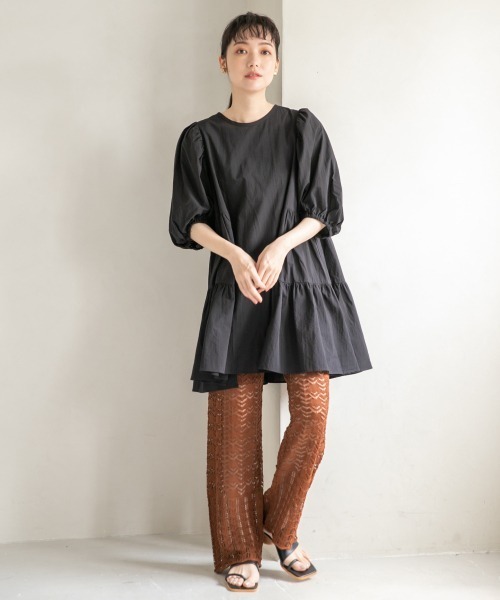 LOWRYS FARM(ローリーズファーム)の「ティアードチュニック6S 946836(シャツ/ブラウス・レディース・ブラック/ダークブラウン/パープル/オフホワイト・FREE)」の15枚目の写真