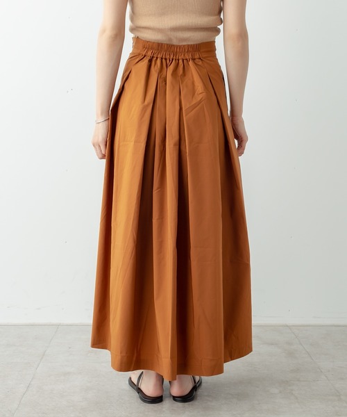 Omekashi（オメカシ）の「タックフレアロングスカート（スカート・レディース・グリーン/ブラック/ブラウン・36/38）」の7枚目の写真