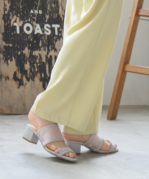 NOFALL(ノーフォール)の「ダブルベルトシアーチャンキーヒールサンダル(サンダル・レディース・ブラック/グレー/アイボリー/キャメル・LL/3L/SS/S/M/L)」の3枚目の写真