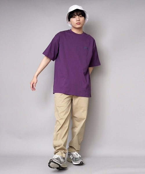 VISION STREET WEAR(ヴィジョンストリートウェア)の「【VISION STREET WEAR/ビジョンストリートウェア】サテンワッペン付き バックプリント ブランドロゴ刺繍 Tシャツ(Tシャツ/カットソー・メンズ・ブラック/ダークパープル/アイボリー・X-LARGE/LARGE/MEDIUM)」の10枚目の写真