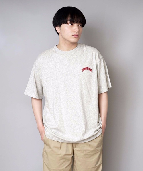 VISION STREET WEAR(ヴィジョンストリートウェア)の「【VISION STREET WEAR/ビジョンストリートウェア】サテンワッペン付き バックプリント ブランドロゴ刺繍 Tシャツ(Tシャツ/カットソー・メンズ・ブラック/ダークパープル/アイボリー・X-LARGE/LARGE/MEDIUM)」の15枚目の写真