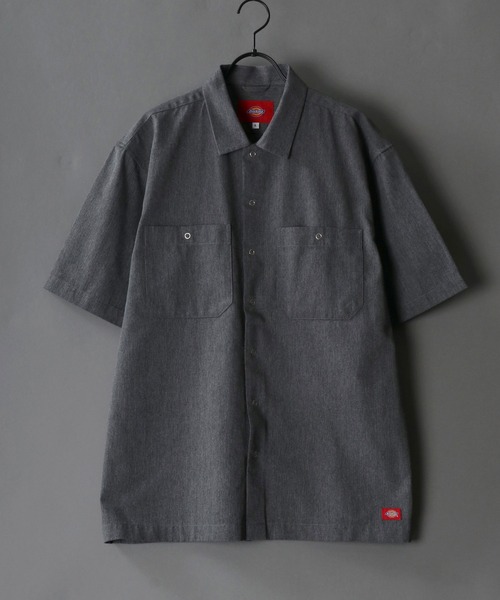 Dickies(ディッキーズ)の「【Dickies】 ディッキーズ T/Cツイル リラクシング ワークシャツ(シャツ/ブラウス・メンズ・チャコールグレー/ブラック/ベージュ/アイボリー/ホワイト系その他/グレー系その他/ブラック系その他/ベージュ系その他・M/L/XL)」の6枚目の写真
