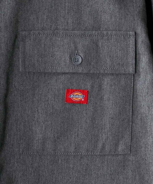 Dickies(ディッキーズ)の「【Dickies】 ディッキーズ T/Cツイル リラクシング ワークシャツ(シャツ/ブラウス・メンズ・チャコールグレー/ブラック/ベージュ/アイボリー/ホワイト系その他/グレー系その他/ブラック系その他/ベージュ系その他・M/L/XL)」の10枚目の写真
