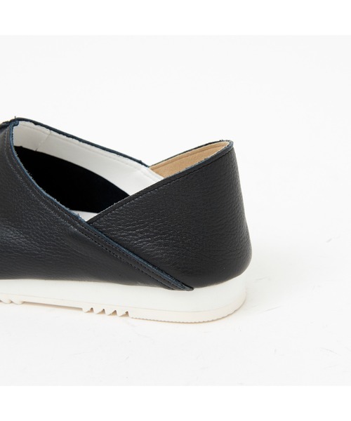 alfredoBANNISTER（アルフレッドバニスター）の「TABI/スリッポン（その他シューズ・メンズ・ホワイト/ブラック/シルバー・L/M/LL）」の10枚目の写真