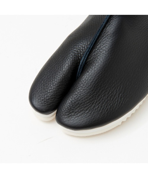 alfredoBANNISTER（アルフレッドバニスター）の「TABI/スリッポン（その他シューズ・メンズ・ホワイト/ブラック/シルバー・L/M/LL）」の13枚目の写真