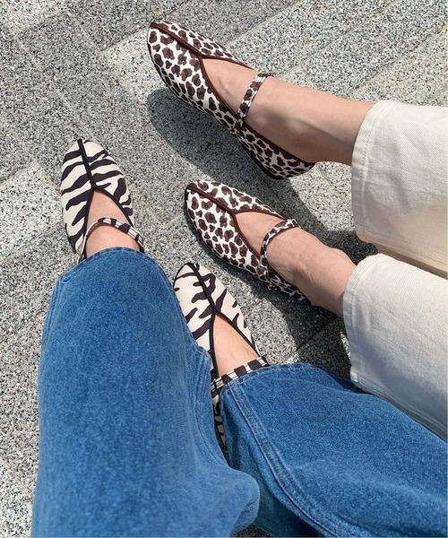 Casselini（キャセリーニ）の「【CASSELINI/キャセリーニ】オリジナルプリントタイワンシューズ（その他シューズ・レディース・チャコールグレー/ブラウン・MEDIUM/LARGE）」の3枚目の写真