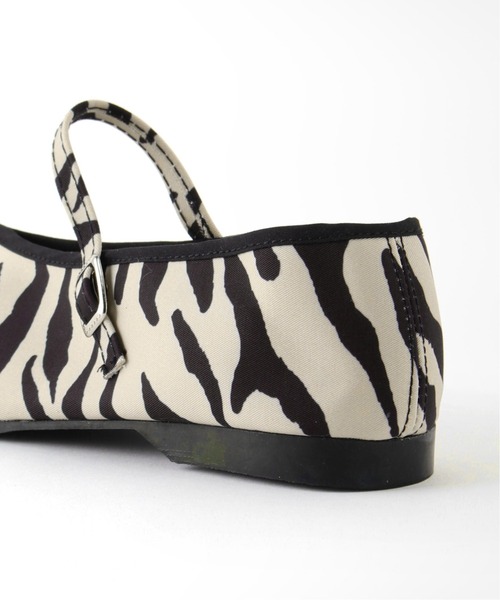 Casselini（キャセリーニ）の「【CASSELINI/キャセリーニ】オリジナルプリントタイワンシューズ（その他シューズ・レディース・チャコールグレー/ブラウン・MEDIUM/LARGE）」の9枚目の写真