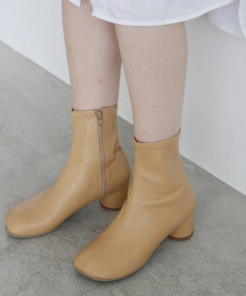 EVOL（イーボル）の「【EVOL】センターシームブーツ IR9611（ブーツ・レディース・ブラック/ベージュ/ブラウン・22.5cm/23.5cm/24.5cm/23.0cm/24.0cm/25.0cm）」の20枚目の写真