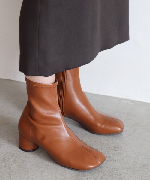 EVOL（イーボル）の「【EVOL】センターシームブーツ IR9611（ブーツ・レディース・ブラック/ベージュ/ブラウン・22.5cm/23.5cm/24.5cm/23.0cm/24.0cm/25.0cm）」の21枚目の写真