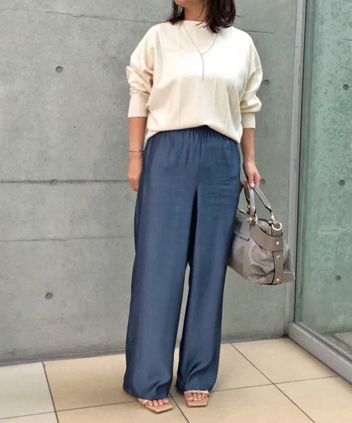 RIVE DROITE（リヴドロワ）の「上質で女性らしい雰囲気を醸し出す　アンゴラタッチドルマンニット（ニット/セーター・レディース・オフホワイト/グレー/レッド・FREE）」の21枚目の写真