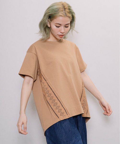 refinedworks（リファインドワークス）の「刺繍レース身頃切替PO（Tシャツ/カットソー・レディース・ブラック/ベージュ/オフホワイト・FREE）」の8枚目の写真
