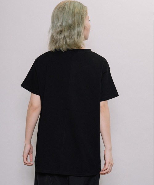 refinedworks（リファインドワークス）の「刺繍レース身頃切替PO（Tシャツ/カットソー・レディース・ブラック/ベージュ/オフホワイト・FREE）」の5枚目の写真