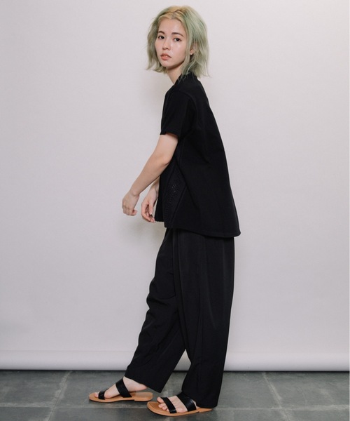 refinedworks（リファインドワークス）の「刺繍レース身頃切替PO（Tシャツ/カットソー・レディース・ブラック/ベージュ/オフホワイト・FREE）」の10枚目の写真