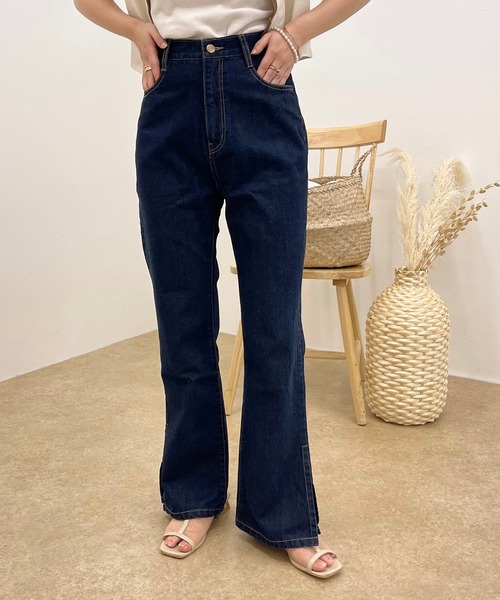 apres jour clair（アプレジュールクレア）の「【apres jour clair】スリットフレアデニム【ZOZOTOWN限定アイテム】（デニムパンツ・レディース・ピンク/インディゴブルー/ライトブルー/ブラウン・MEDIUM/X-LARGE/SMALL）」の3枚目の写真