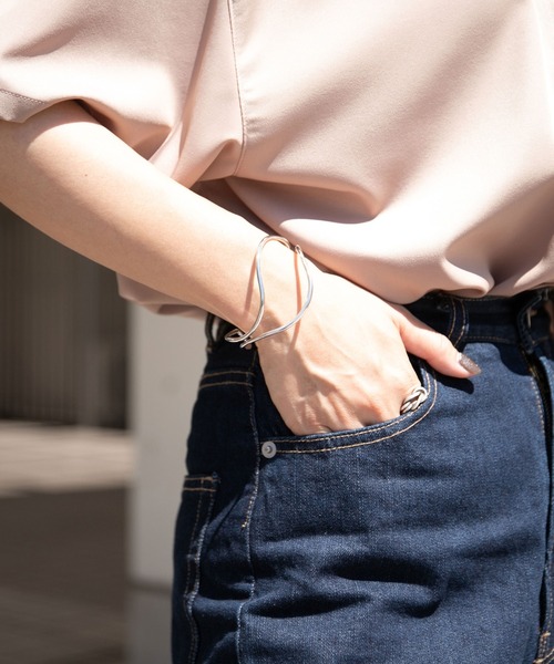 PairPair（ペアペア）の「ヘンケイバングル（バングル/リストバンド・レディース・D/C/B/A・FREE）」の3枚目の写真