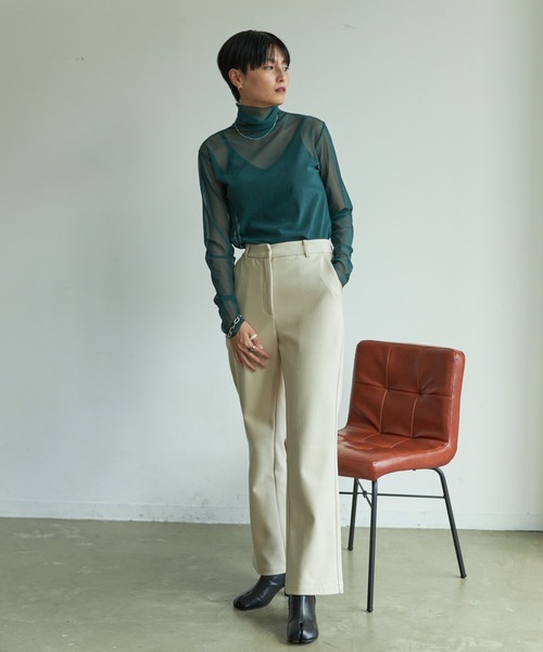 VACANCY(ヴァカンシー)の「タートルネックシアーカラーインナー(Tシャツ/カットソー・レディース・ブラック/パープル/ブラウン/グリーン/グレイッシュベージュ/ブルー/ピンク/ライトグリーン/オレンジ・FREE)」の20枚目の写真