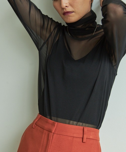 VACANCY(ヴァカンシー)の「タートルネックシアーカラーインナー(Tシャツ/カットソー・レディース・ブラック/パープル/ブラウン/グリーン/グレイッシュベージュ/ブルー/ピンク/ライトグリーン/オレンジ・FREE)」の22枚目の写真