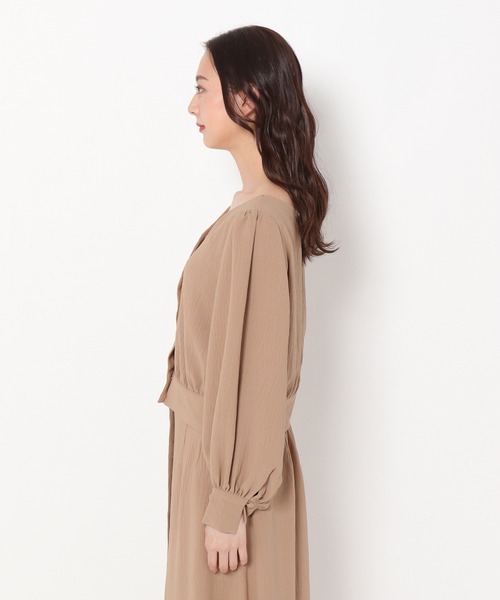 mysty woman(ミスティウーマン)の「楊柳フェミニンブラウス 236585(シャツ/ブラウス・レディース・ブラック/グリーン/キャメル・FREE)」の11枚目の写真